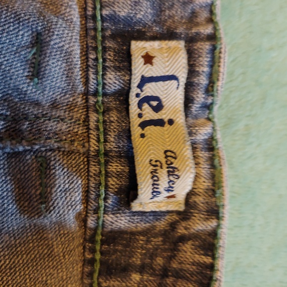 Lei Denim Shorts Junior size 11 Light Blue - Picture 4 of 4